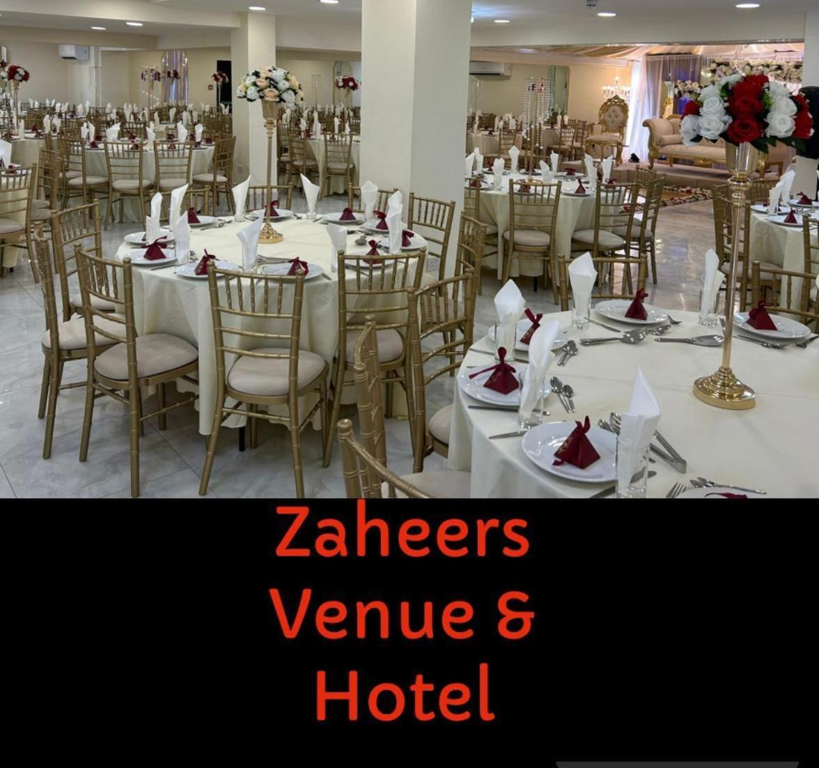 Zaheer'S Hotel Baldock Esterno foto